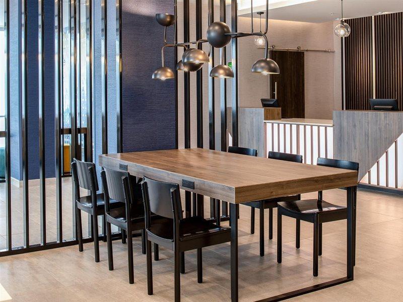 La Quinta Inn & Suites By Wyndham Spokane Downtown Εξωτερικό φωτογραφία