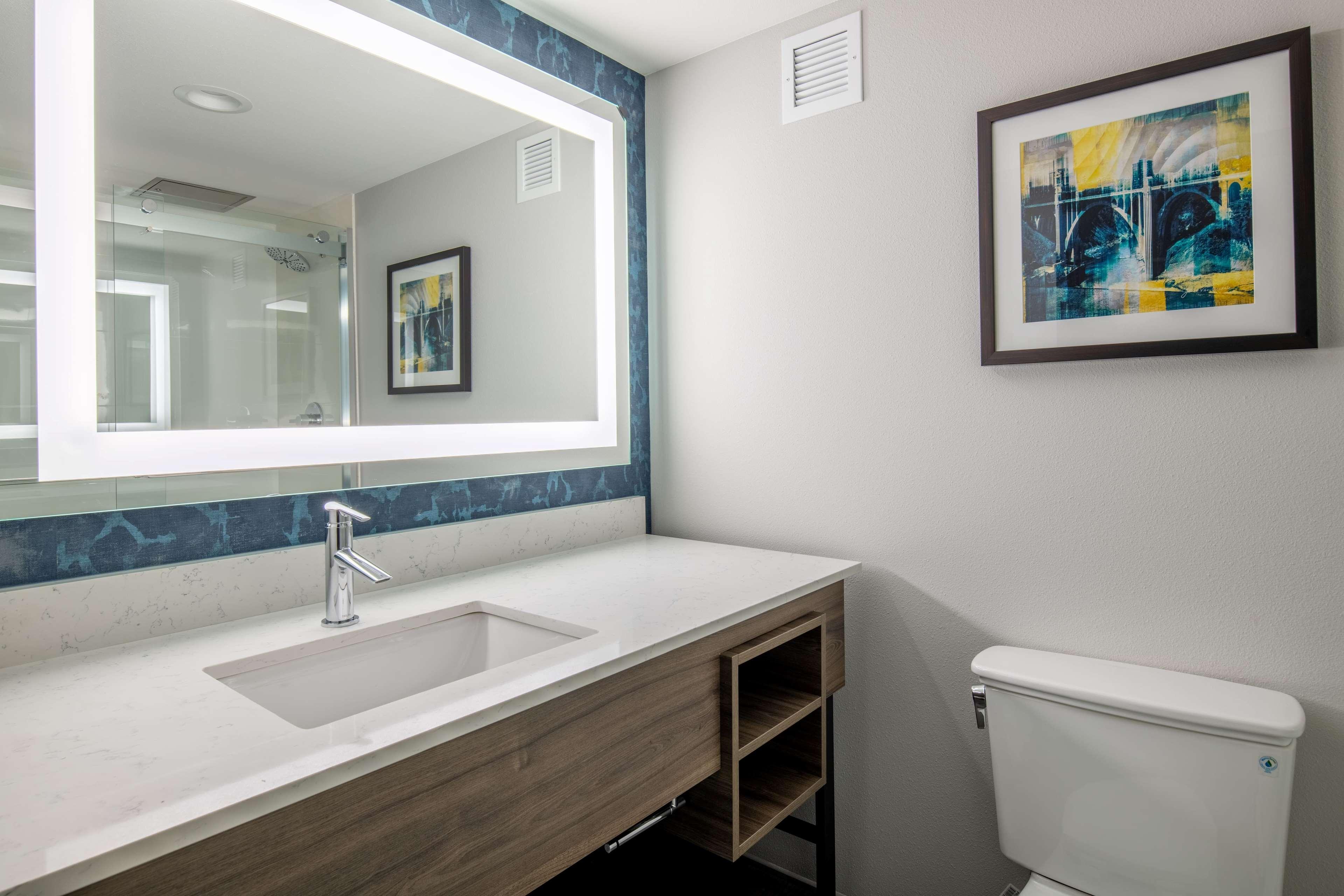 La Quinta Inn & Suites By Wyndham Spokane Downtown Εξωτερικό φωτογραφία