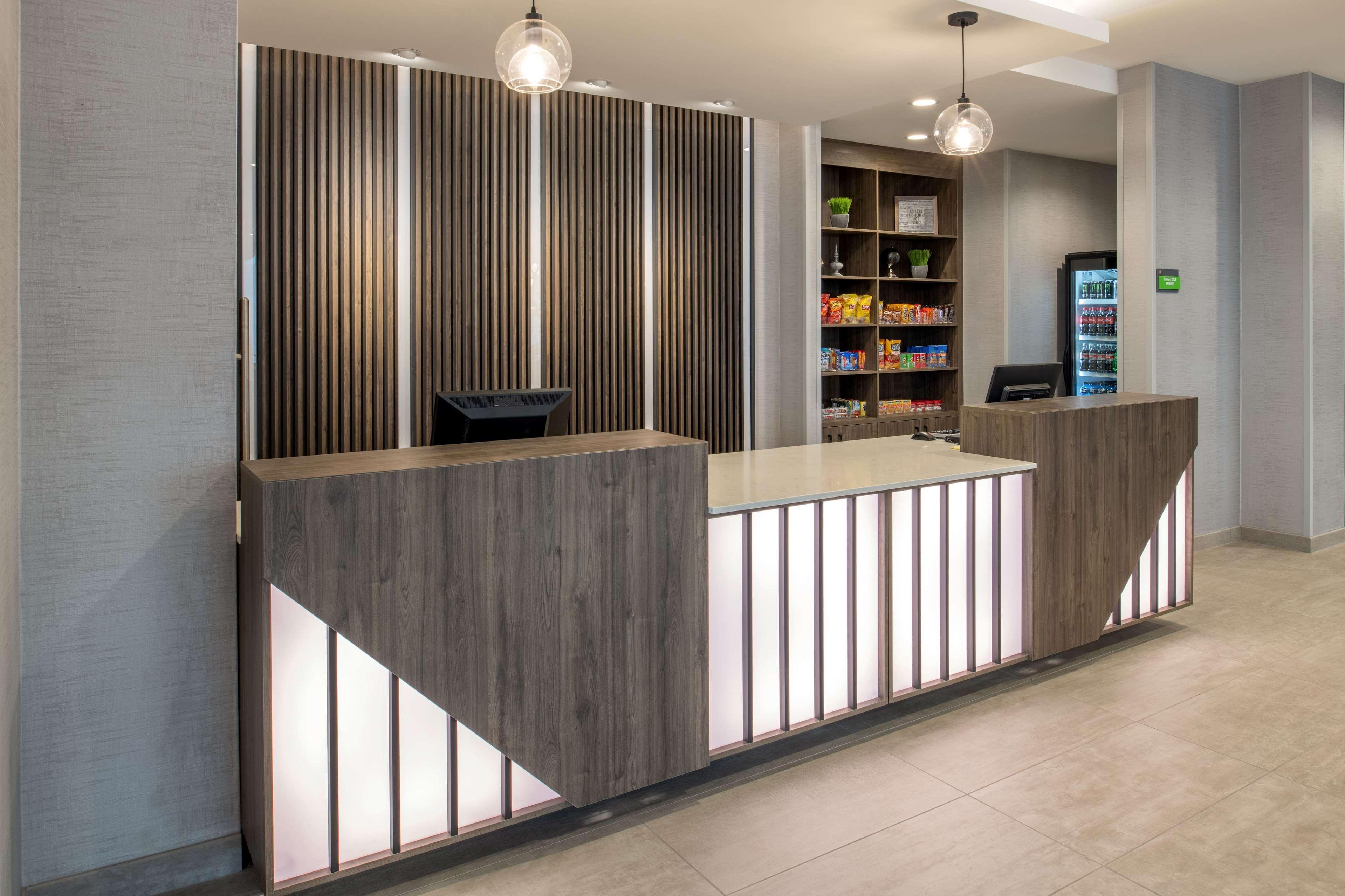 La Quinta Inn & Suites By Wyndham Spokane Downtown Εξωτερικό φωτογραφία