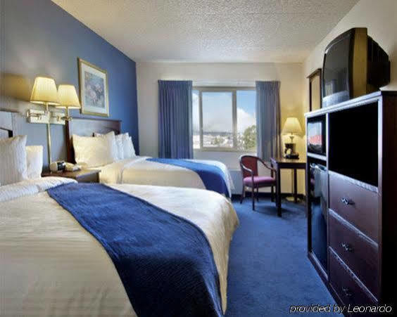 La Quinta Inn & Suites By Wyndham Spokane Downtown Εξωτερικό φωτογραφία
